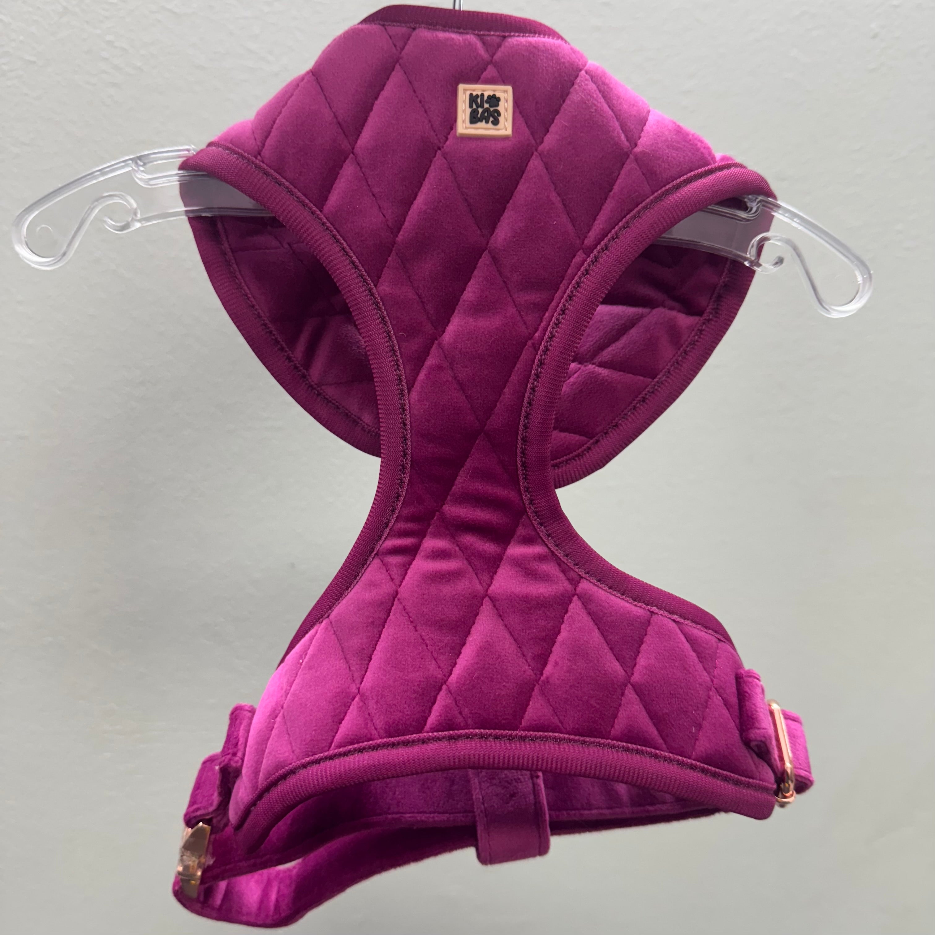 ROYAL BERRY VELVET - HARNESS