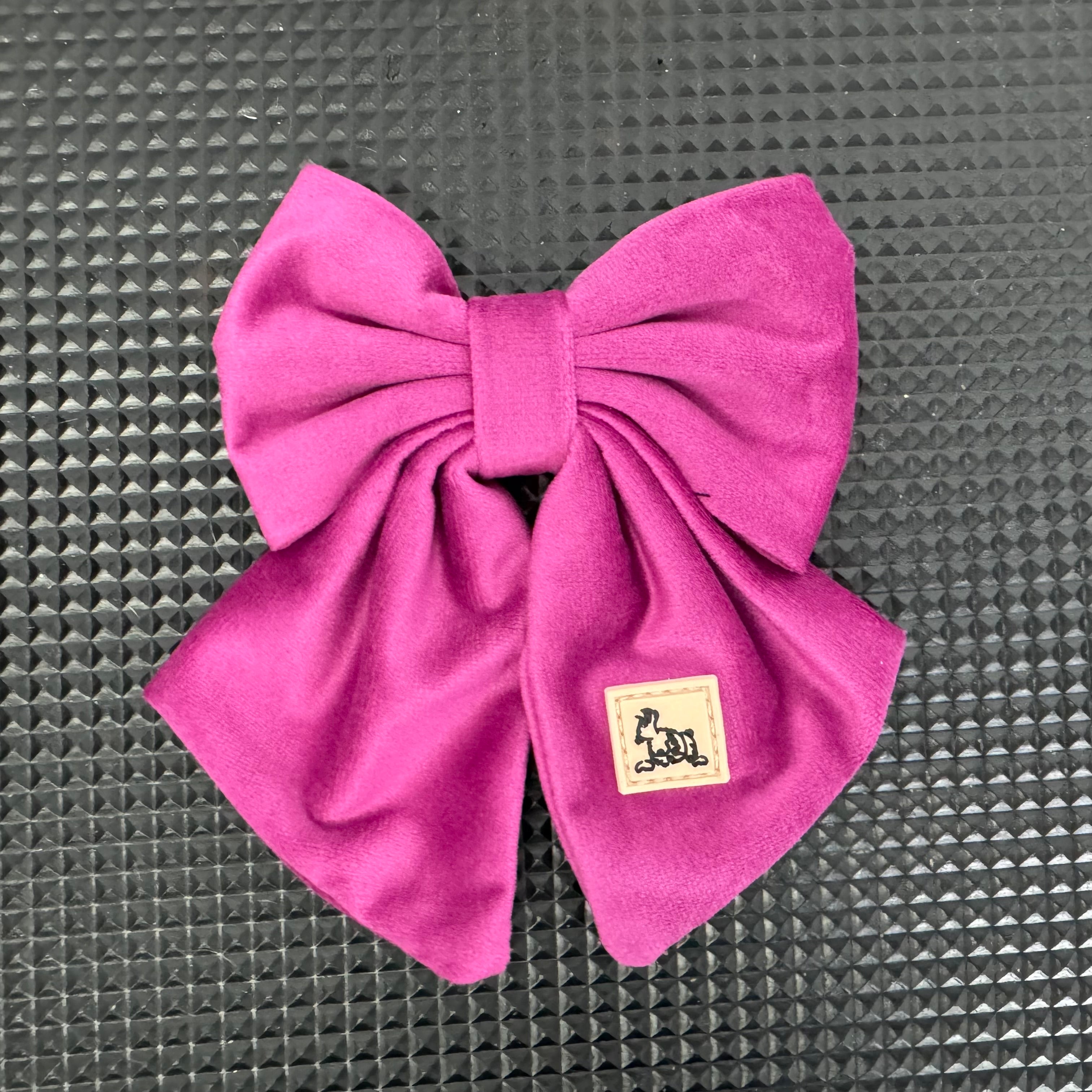 ROYAL BERRY VELVET - COLLAR + BOW SET