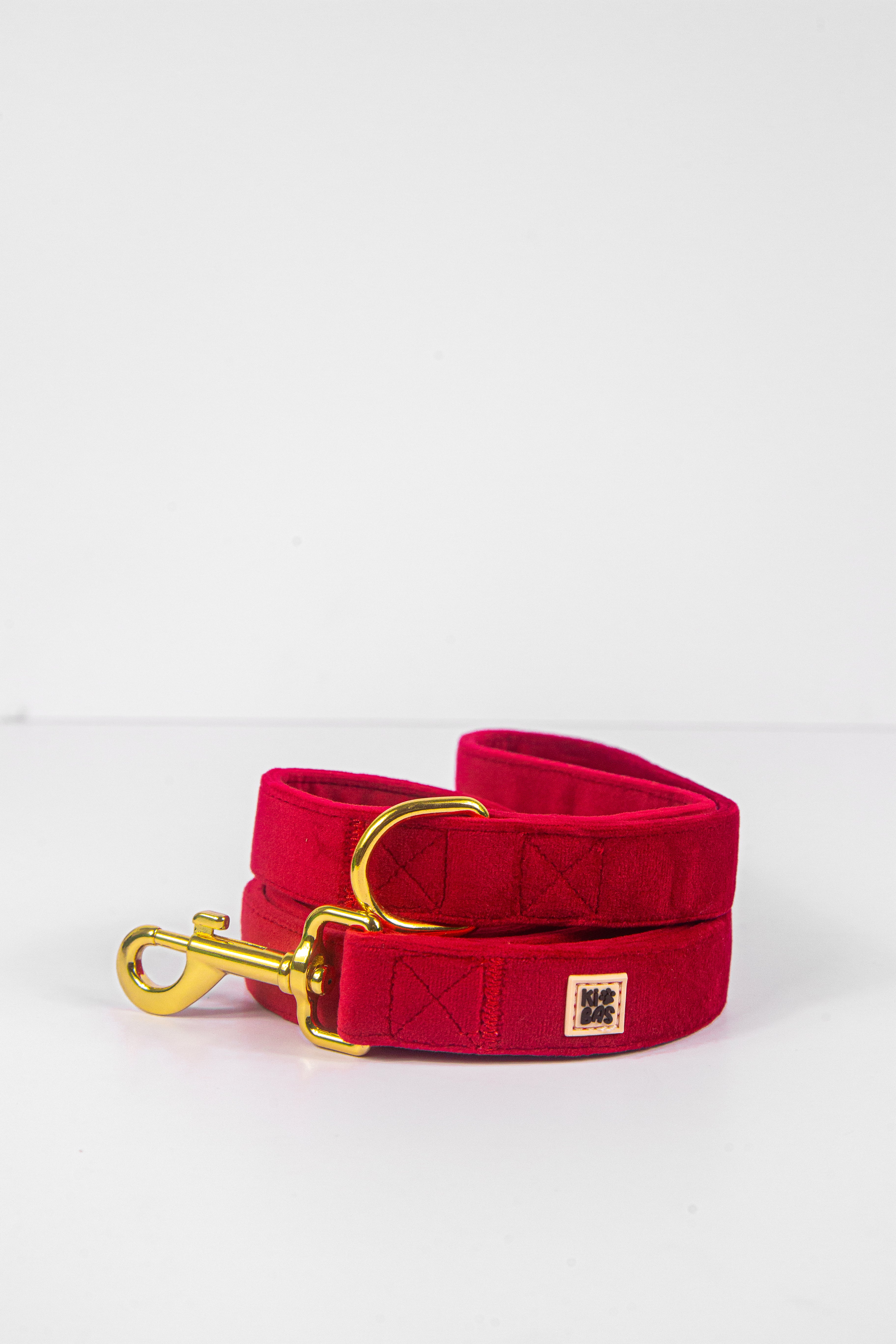 ROYAL RED VELVET - LEASH